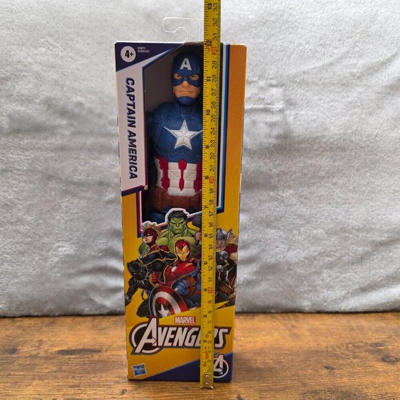 Captain America 12” Action Figure NWT - Picture 8 of 8